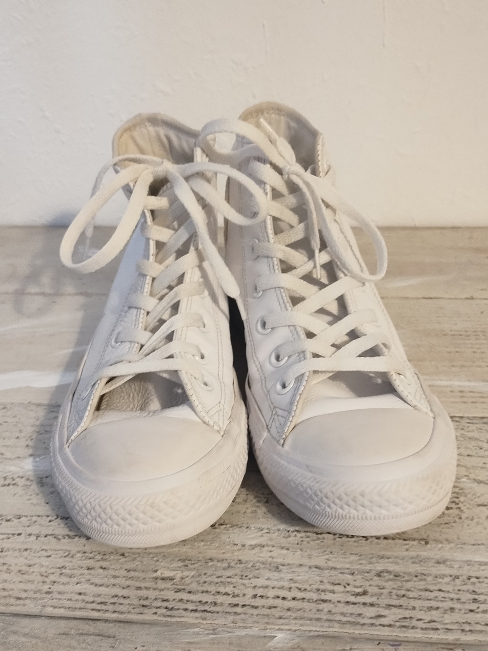 Converse unisex All-Star Chuck Taylor Trainers Hi Top Triple White Leather - Picture 3 of 16